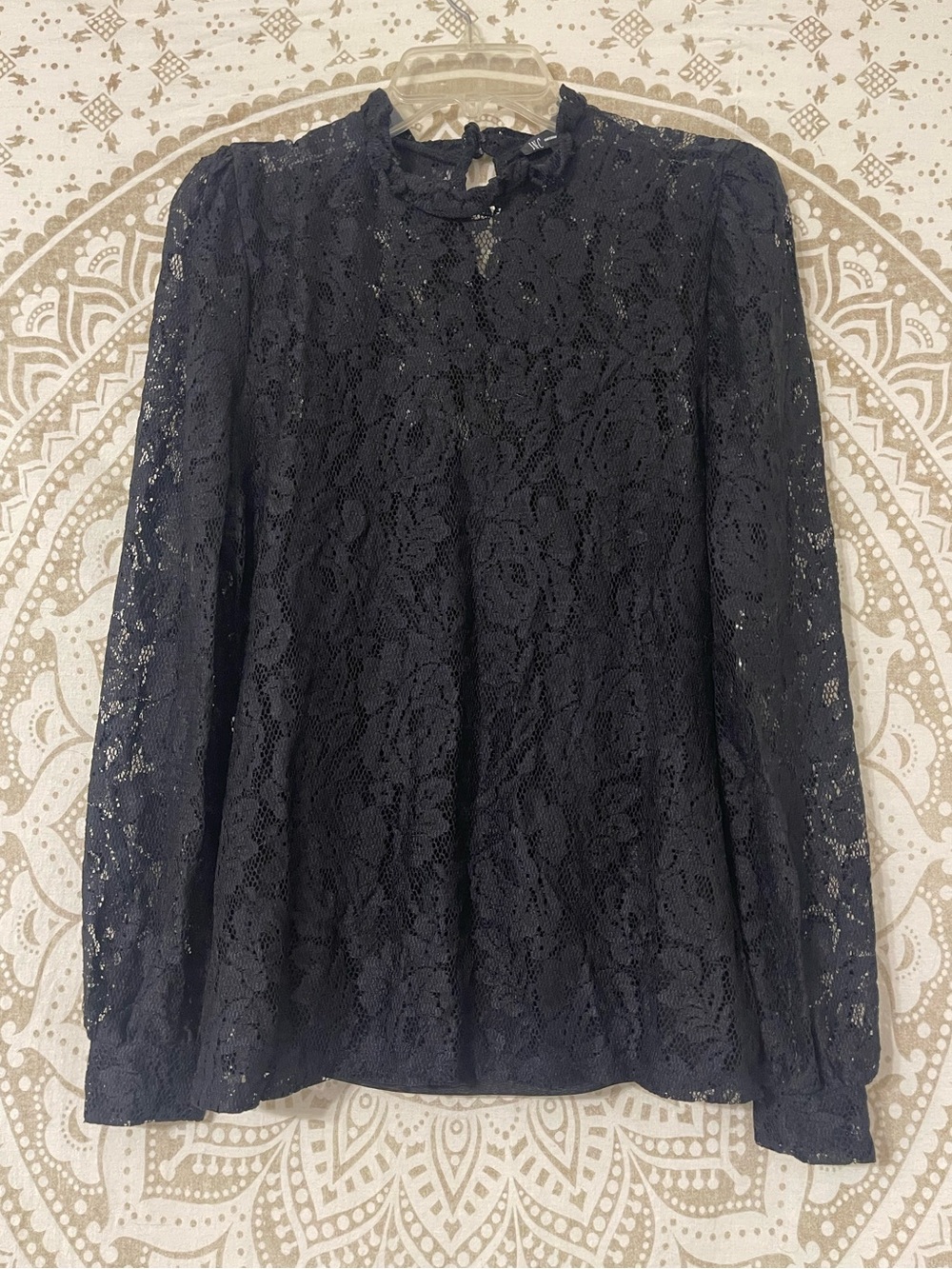 I.N.C. LADIES BLACK LACE LONG SLEEVE BLOUSE WITH BUTTONS, SIZE MEDIUM